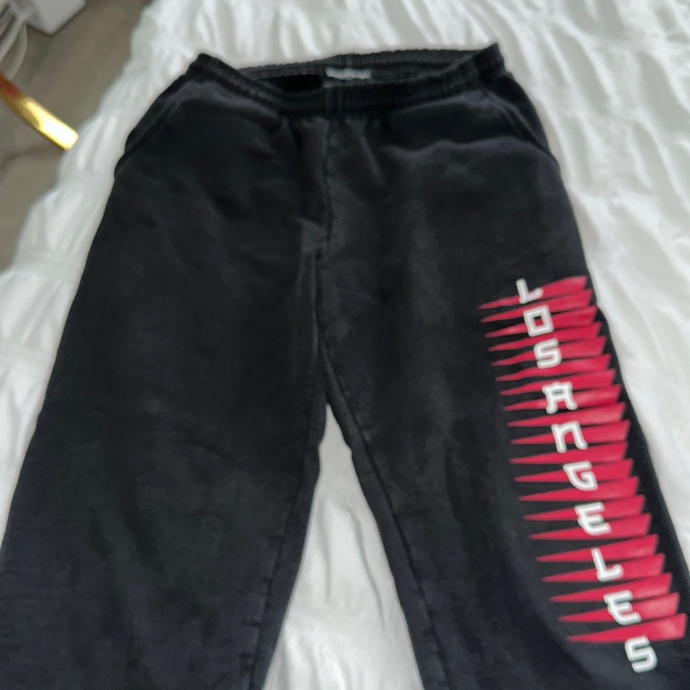 Shadow Hill black and red sweatpants size small